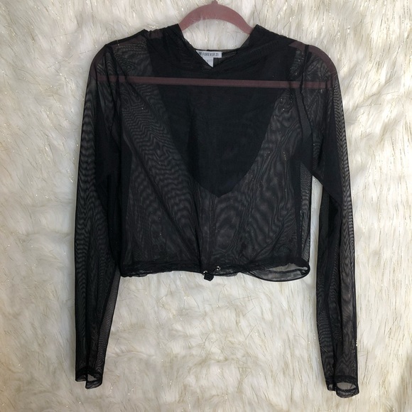 Forever 21 Tops - Forever 21 sheer drawstring waist crop top